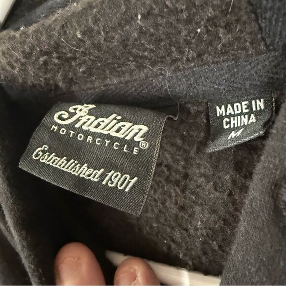 Indian Motorcycle Black Sweatshirt - Picture 4 of 6